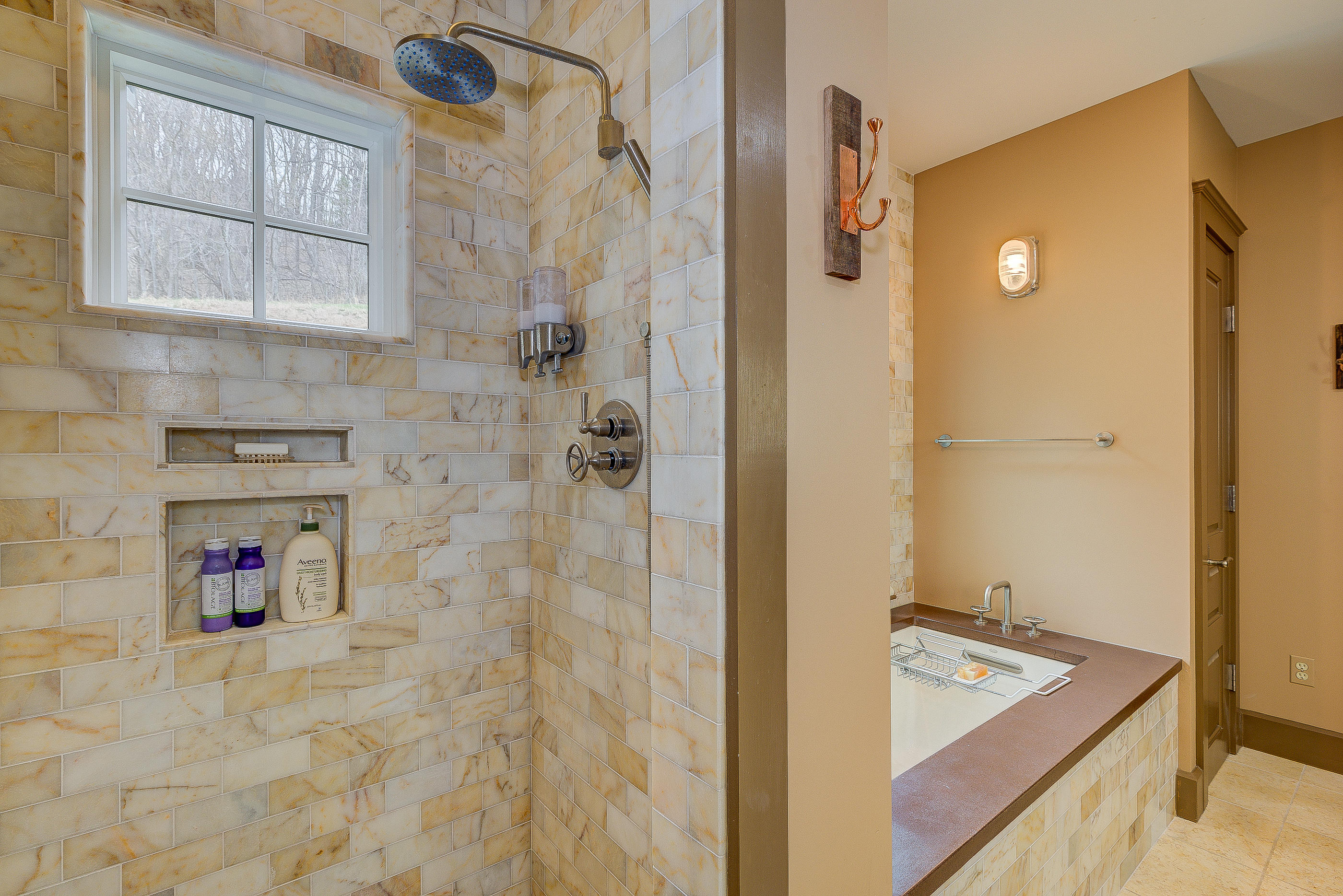 6975 Stoney Point Road Roanoke, VA 24018 - Photo 24 of 62 24.Master Bathroom