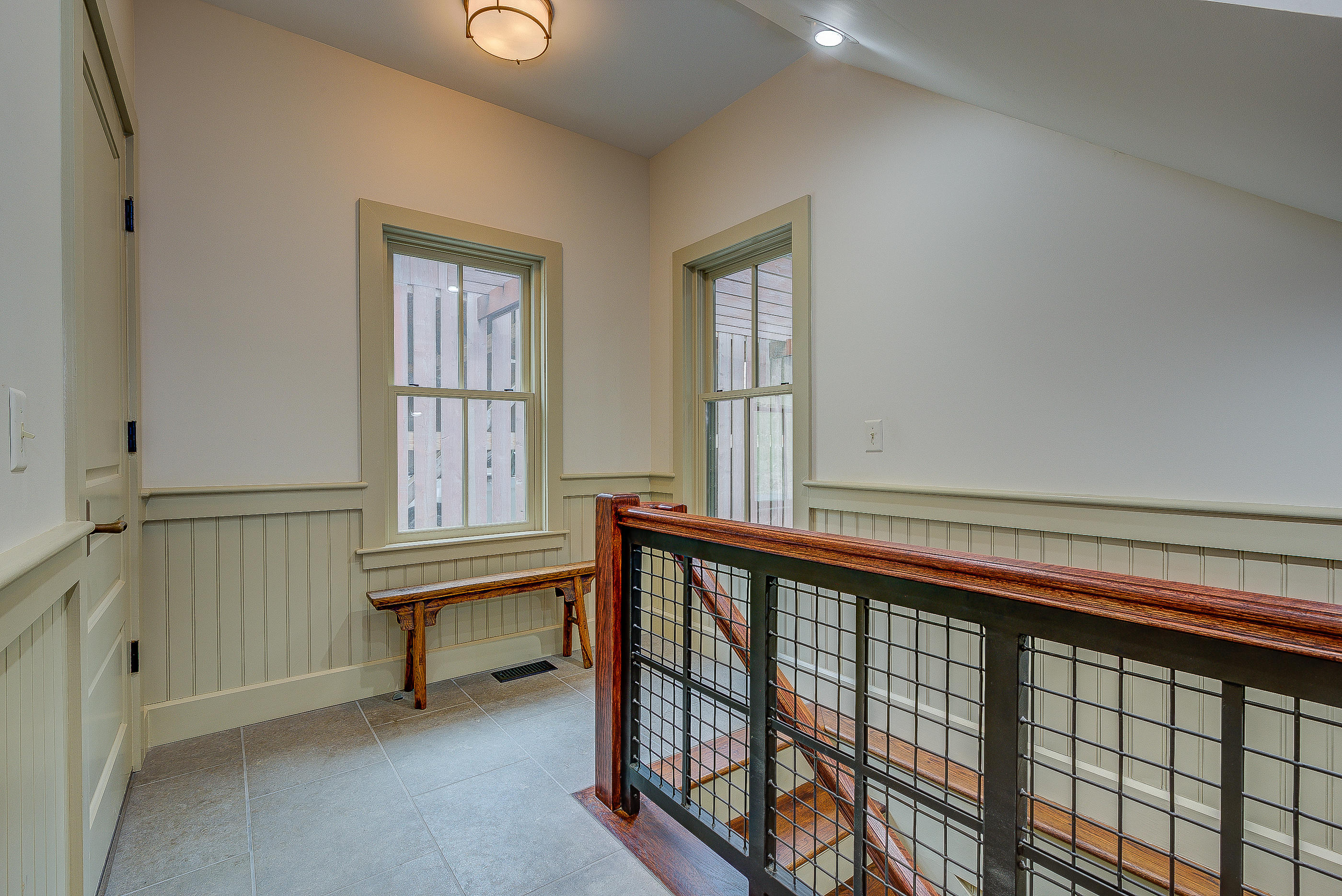 6975 Stoney Point Road Roanoke, VA 24018 - Photo 31 of 62 31.Hall