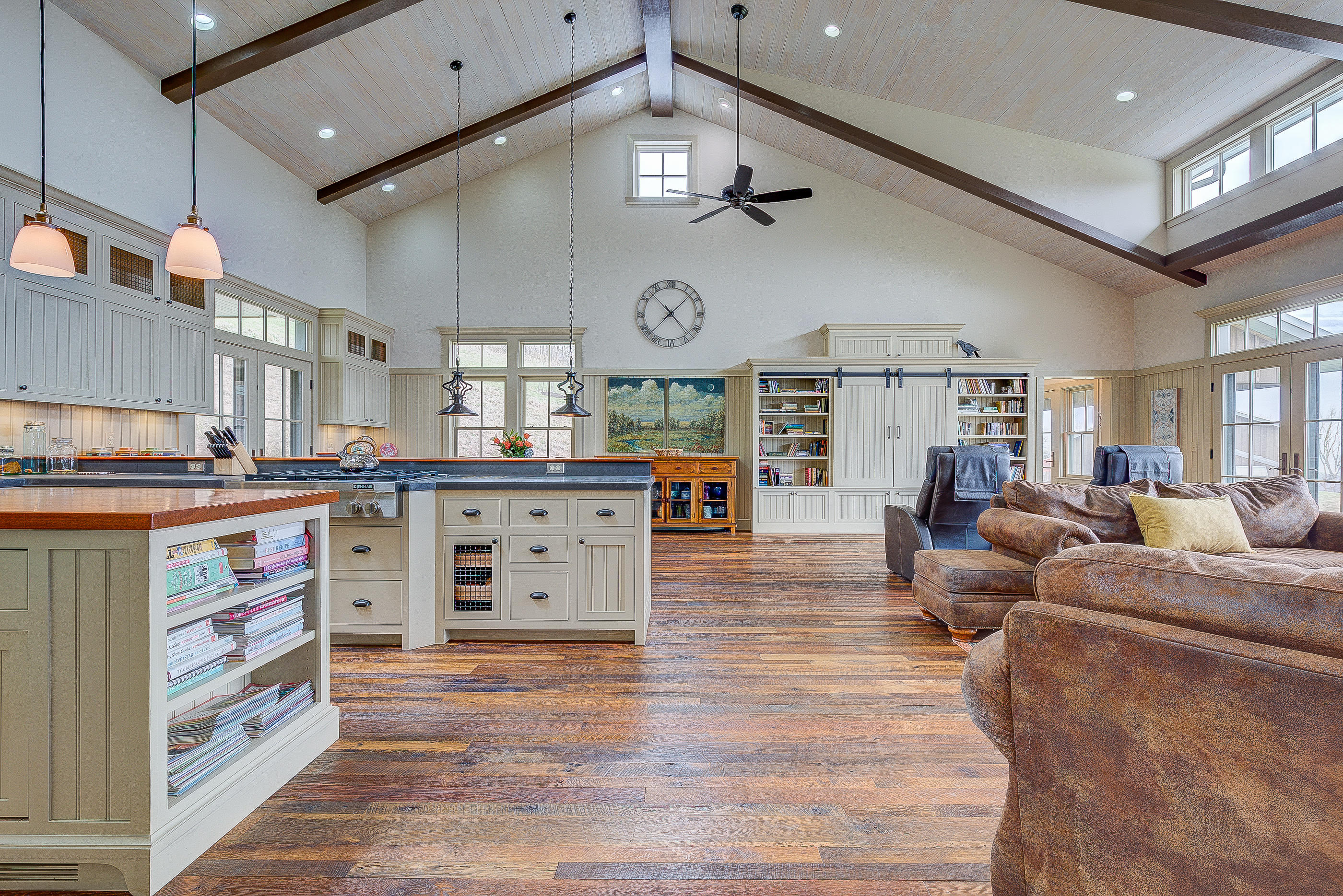 6975 Stoney Point Road Roanoke, VA 24018 - Photo 9 of 62 09.Great Room