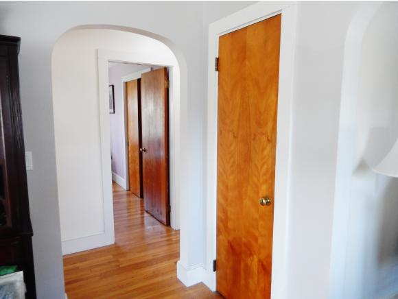 4 Hawthorne Road Dover, NH 03820 - Photo 15 of 16 Gallery Image 15