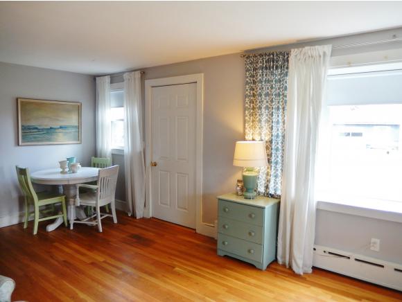 4 Hawthorne Road Dover, NH 03820 - Photo 3 of 16 Gallery Image 3
