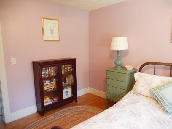 4 Hawthorne Road Dover, NH 03820 - Photo 5 of 16 Gallery Image 5
