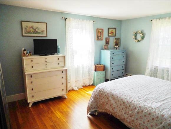 4 Hawthorne Road Dover, NH 03820 - Photo 10 of 16 Gallery Image 10