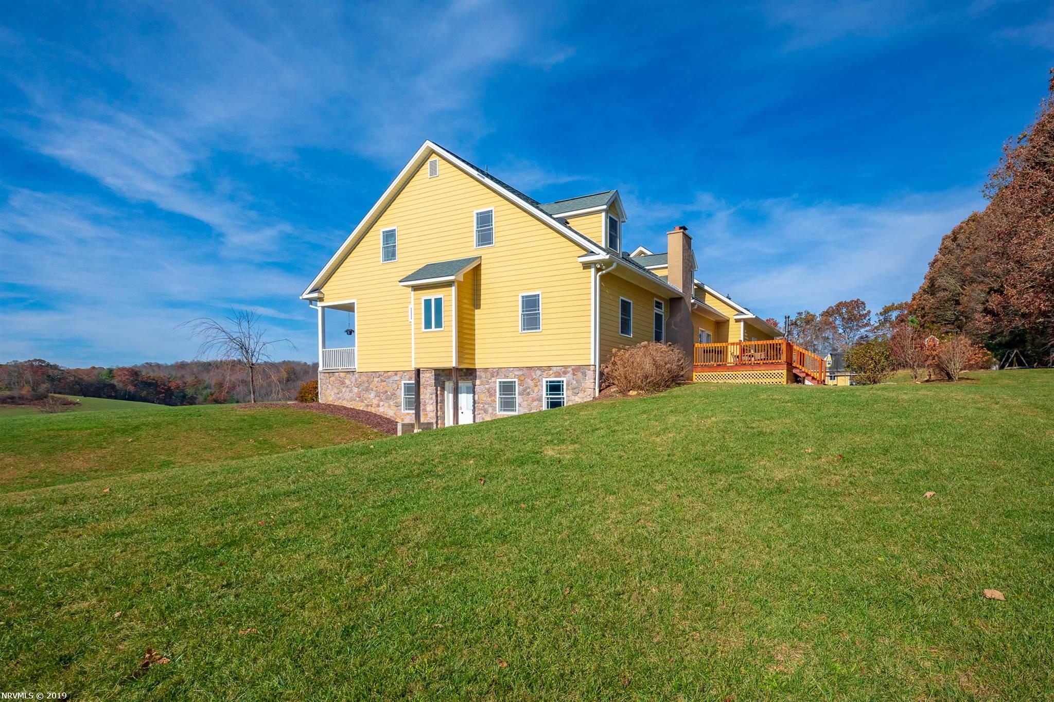 145 Silver Leaf Road Dugspur, VA 24325 - Photo 78 of 121 Gallery Image 78
