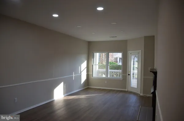 $2,450 | 4409 Fair Stone Drive, Unit 101, Fairfax, VA 22033