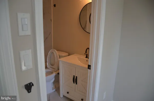 $2,450 | 4409 Fair Stone Drive, Unit 101, Fairfax, VA 22033