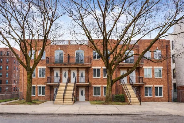 $839,000 | 8405 19th Avenue, Unit 2B | Van Pelt Manor