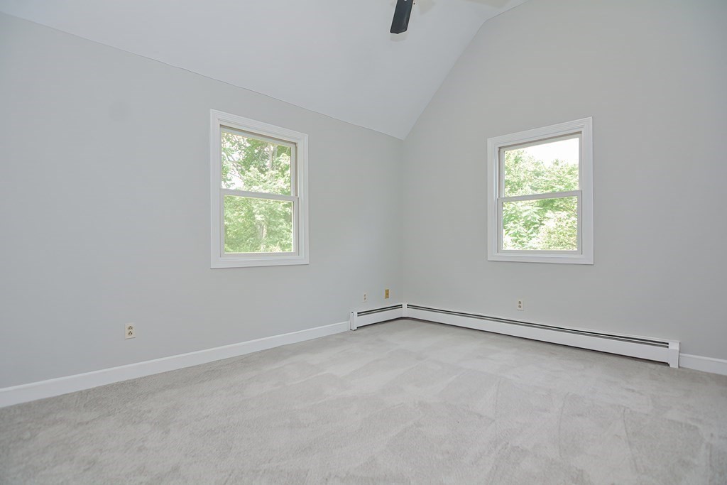184 Pleasantdale Road Rutland, MA 01543 - Photo 23 of 41