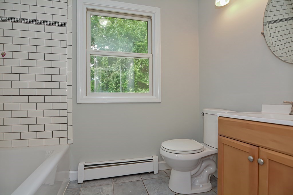 184 Pleasantdale Road Rutland, MA 01543 - Photo 25 of 41