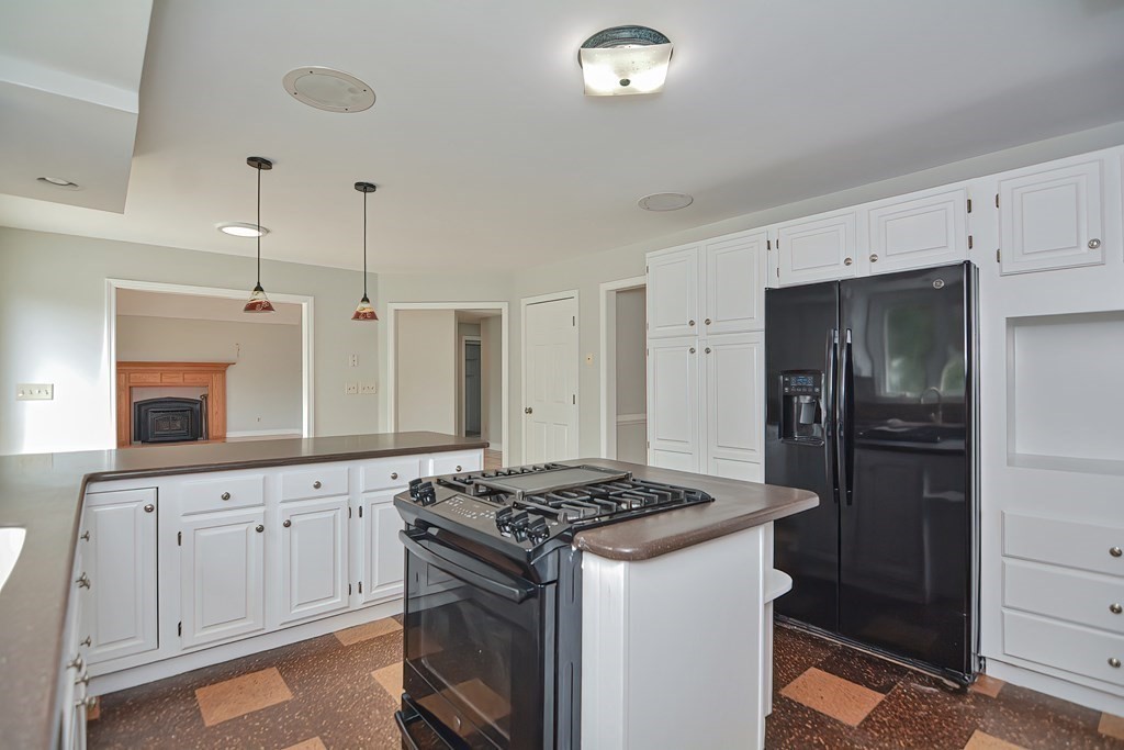 184 Pleasantdale Road Rutland, MA 01543 - Photo 9 of 41