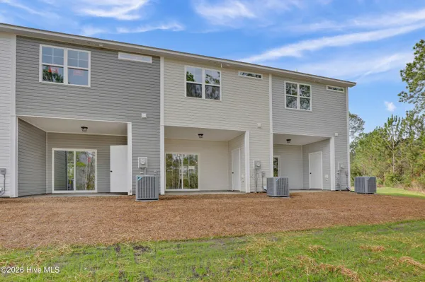 $1,575 | 732 Cross Brg Way, Unit LOT #11, Sneads Ferry, NC 28460