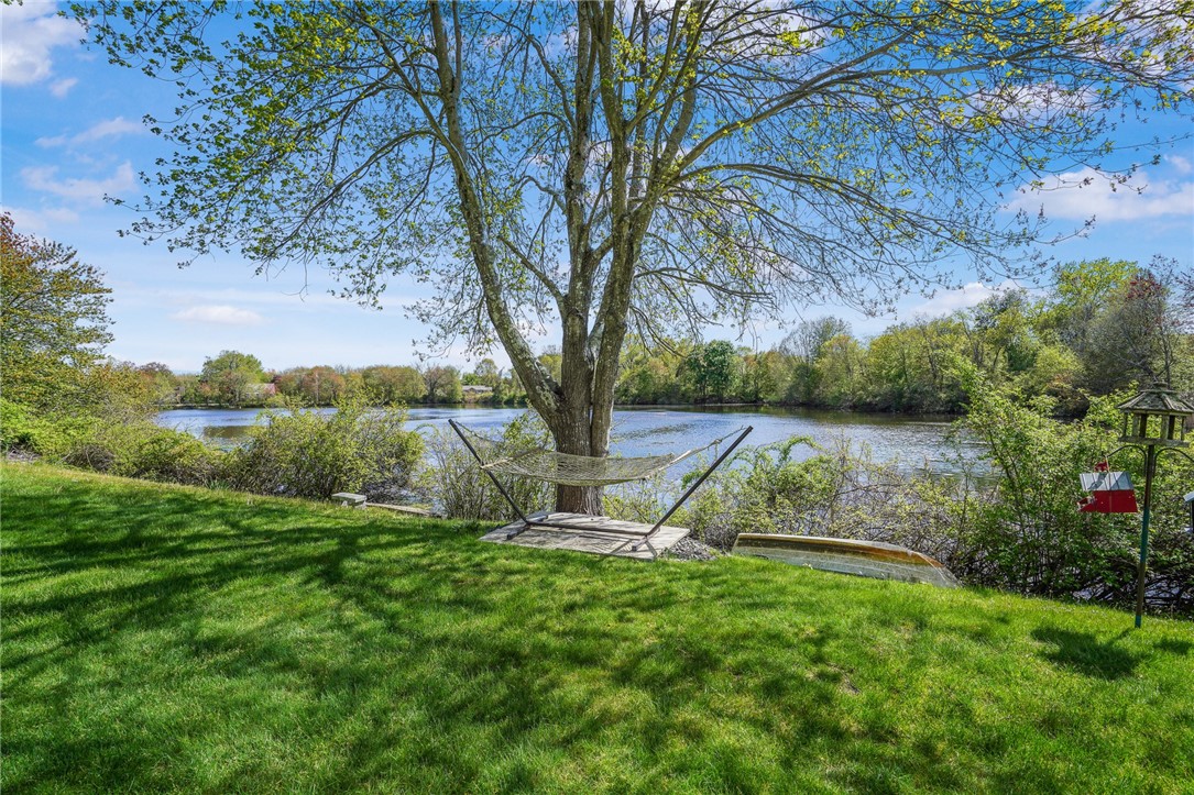 155 Sagamore Road Seekonk, MA 02771 - Photo 9 of 42 Gallery Image 9
