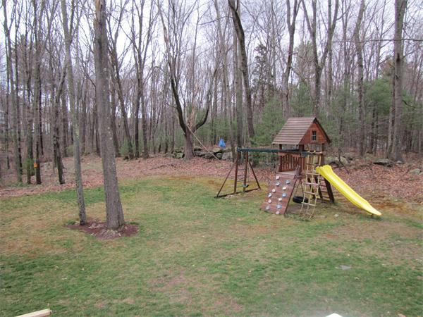 487 Benson Road Northbridge, MA 01534 - Photo 12 of 12 Gallery Image 12