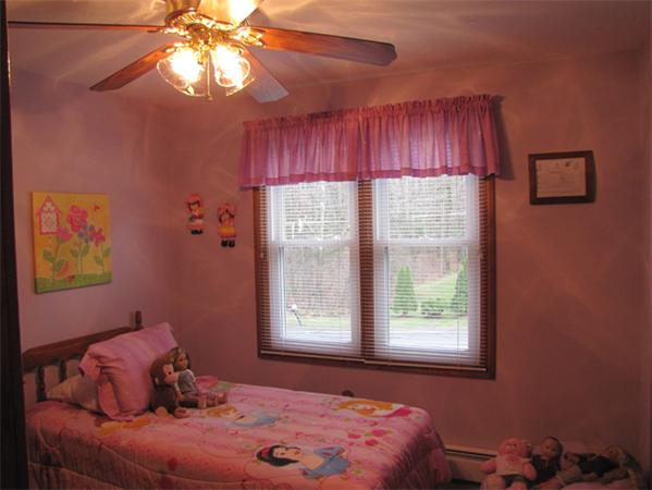 487 Benson Road Northbridge, MA 01534 - Photo 8 of 12 Gallery Image 8