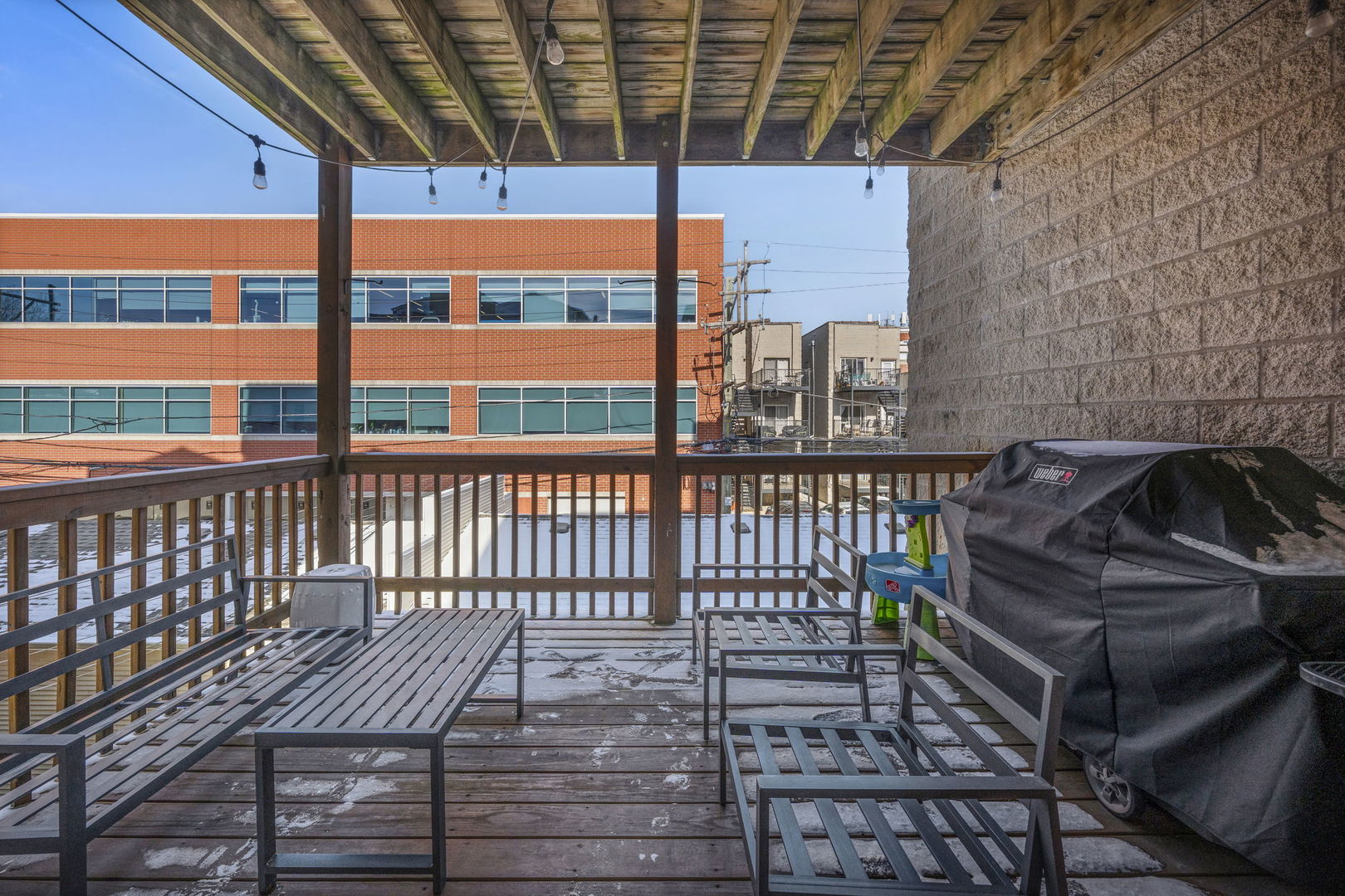 1318 West Fletcher Street, Unit 2W Chicago, IL 60657 - Photo 15 of 16