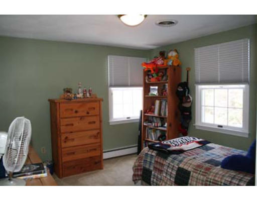 27 Midland Road Lynnfield, MA 01940 - Photo 10 of 15 Gallery Image 10