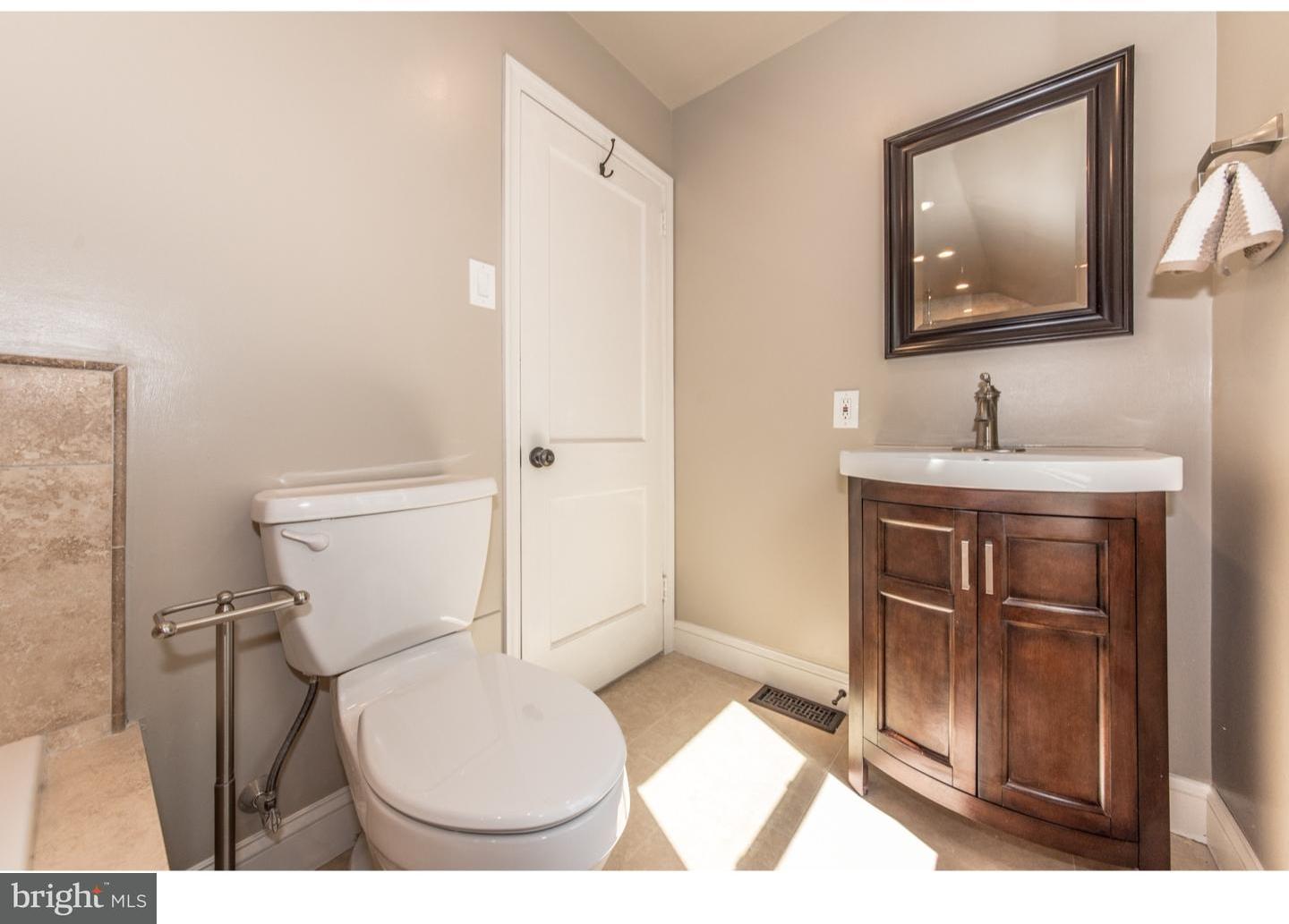 508 Woodcrest Road Willow Grove, PA 19090 - Photo 16 of 25 Bathroom