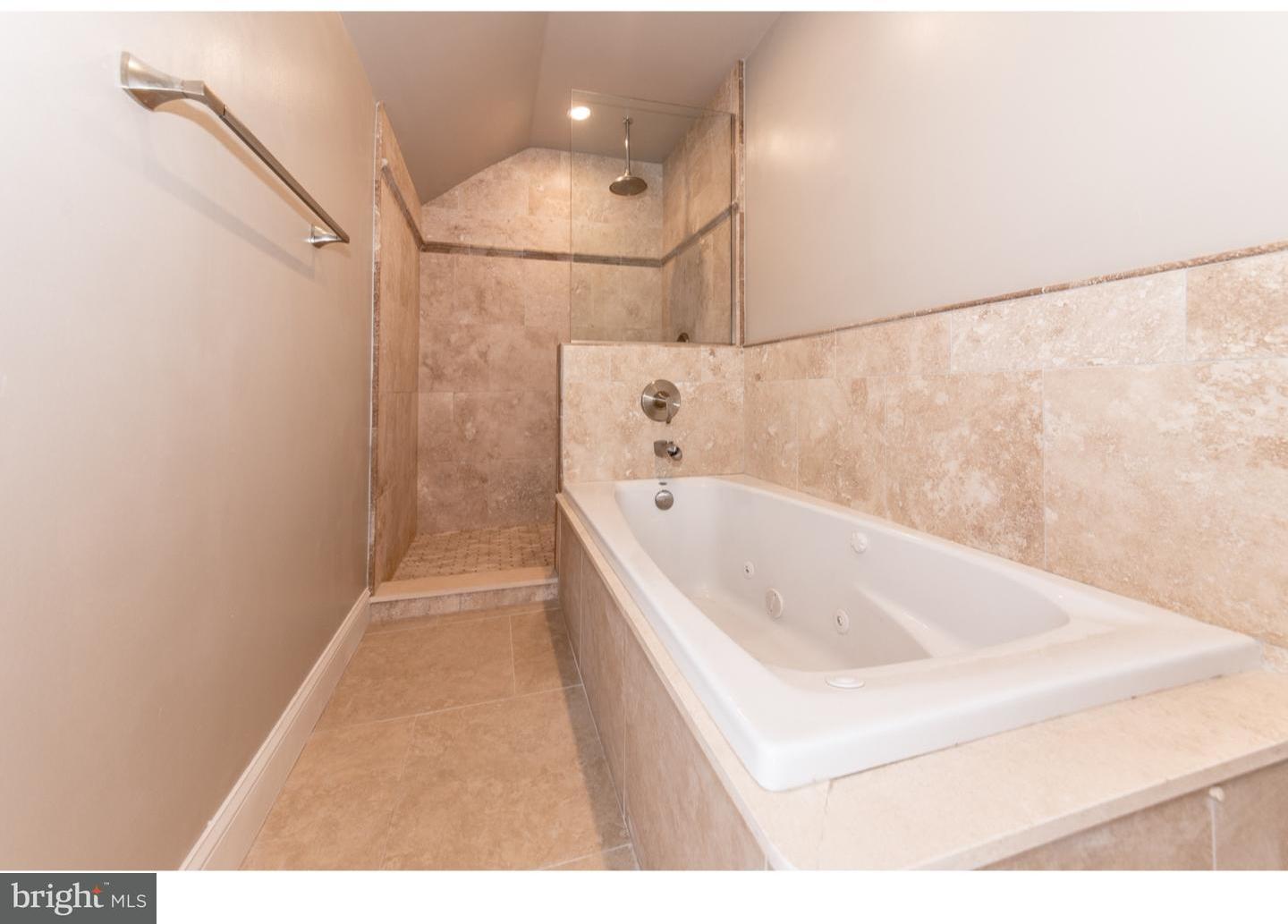 508 Woodcrest Road Willow Grove, PA 19090 - Photo 17 of 25 Bathroom