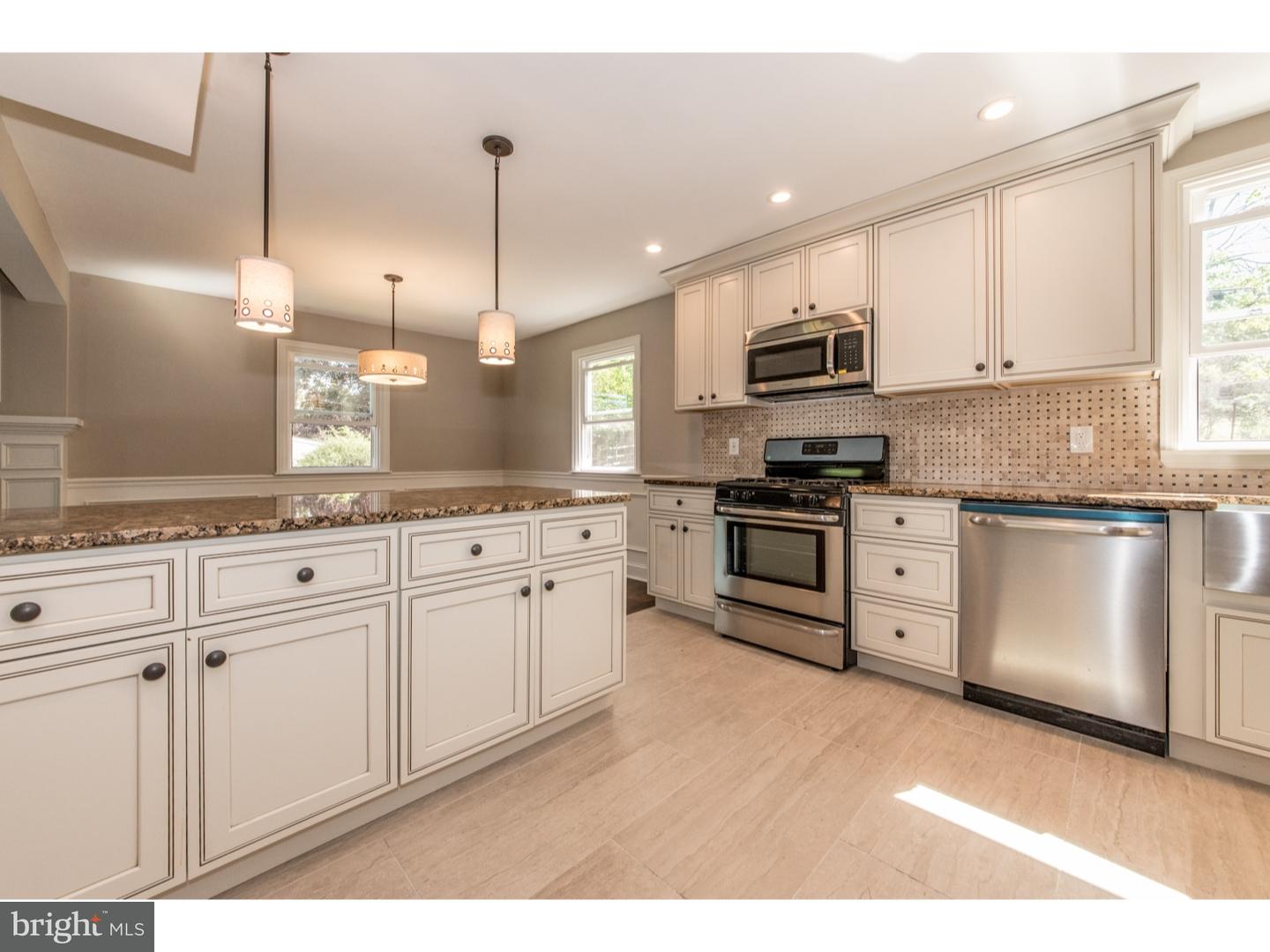 508 Woodcrest Road Willow Grove, PA 19090 - Photo 10 of 25 Kitchen