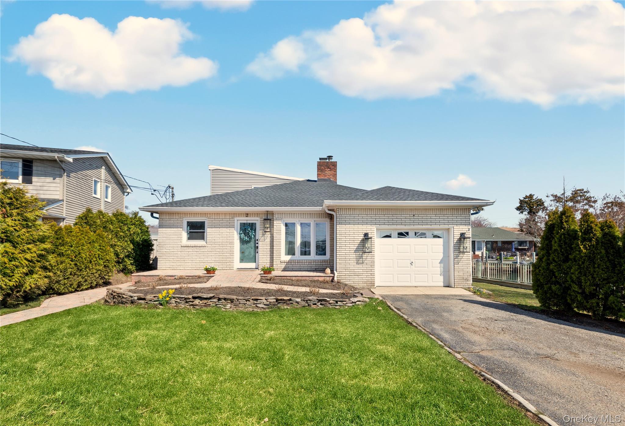 2 East Lido Promenade, Unit PROM Lindenhurst, NY 11757 - Photo 2 of 30