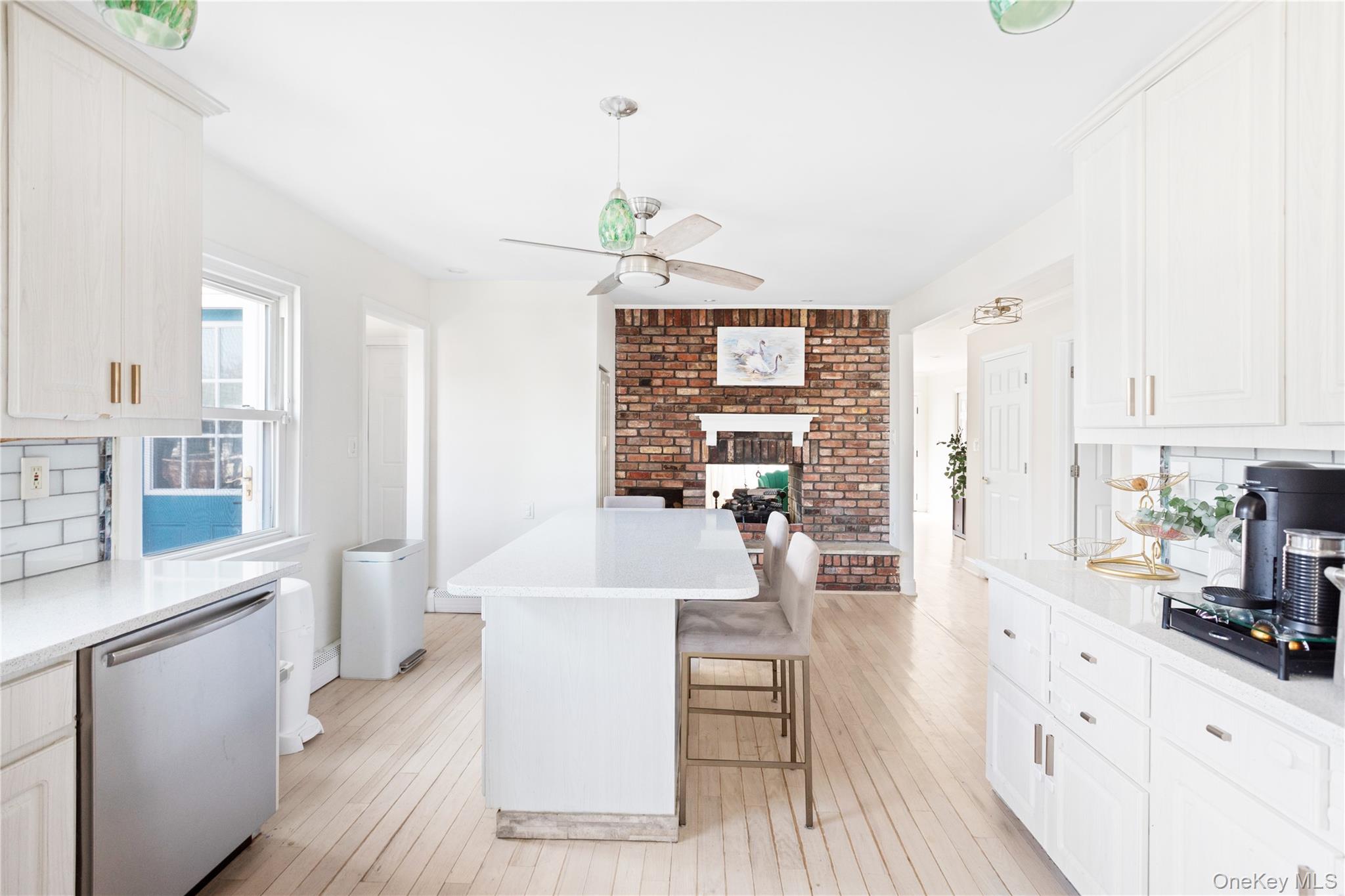 2 East Lido Promenade, Unit PROM Lindenhurst, NY 11757 - Photo 6 of 30