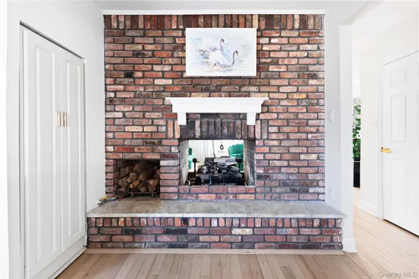 $799,999 | 2 East Lido Promenade, Unit PROM, Lindenhurst, NY 11757