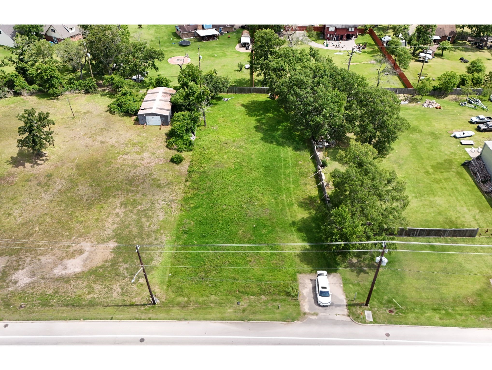 2720 Red Bluff Road Seabrook, TX 77586 - Photo 4 of 6 a view of a yard