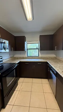 $1,650 | 3965 Northwest 87th Avenue, Unit 3965, Sunrise, FL 33351