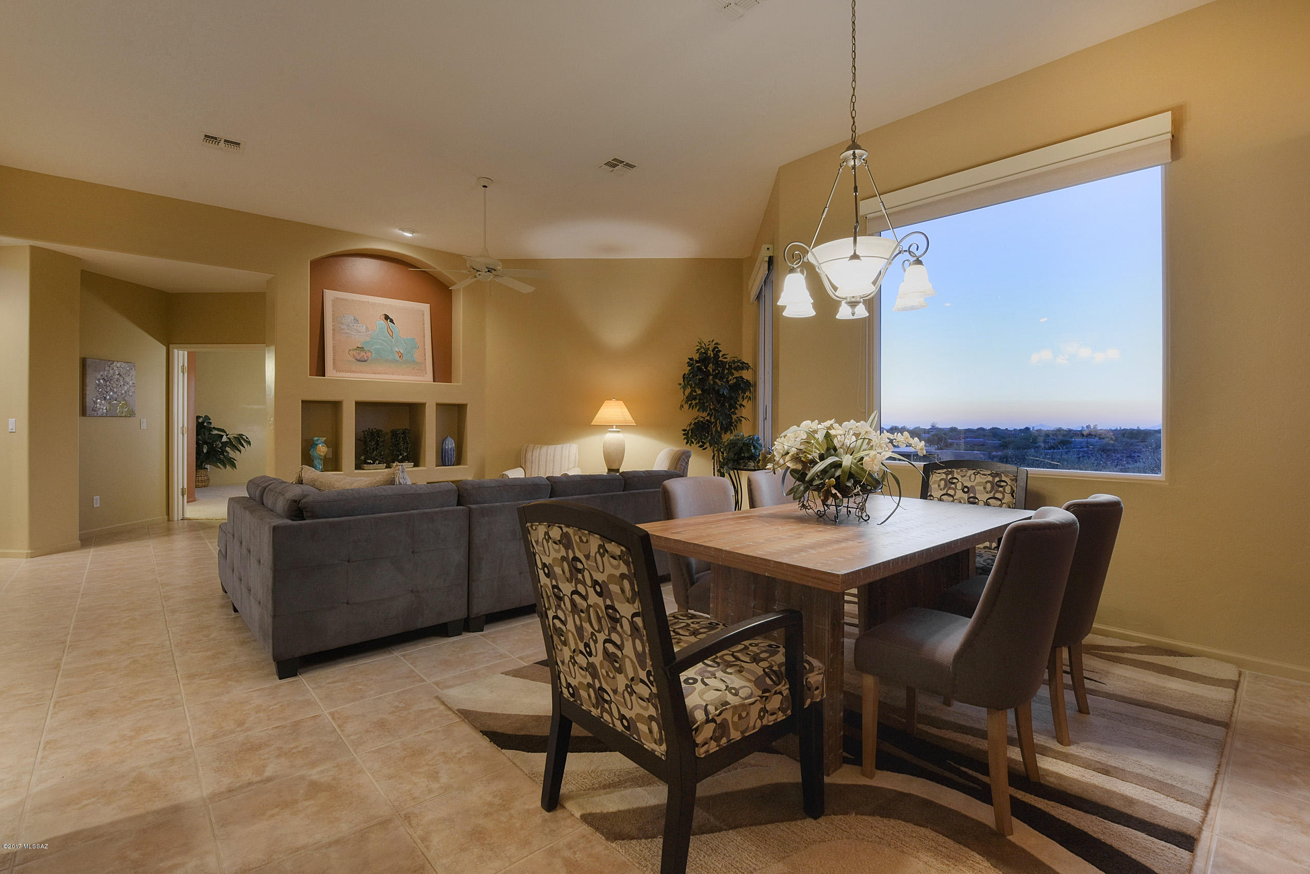 12477 North Piping Rock Road Oro Valley, AZ 85755 - Photo 10 of 32