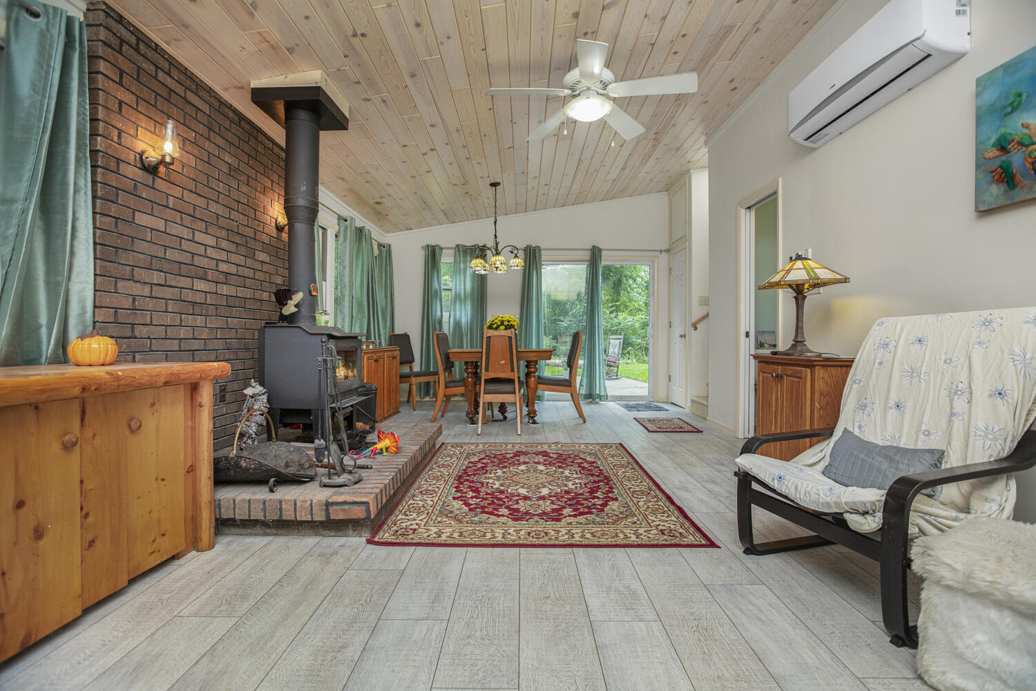 10110 Born Street Three Rivers, MI 49093 - Photo 4 of 6 10110 Born St Three Rivers MI-large-014-