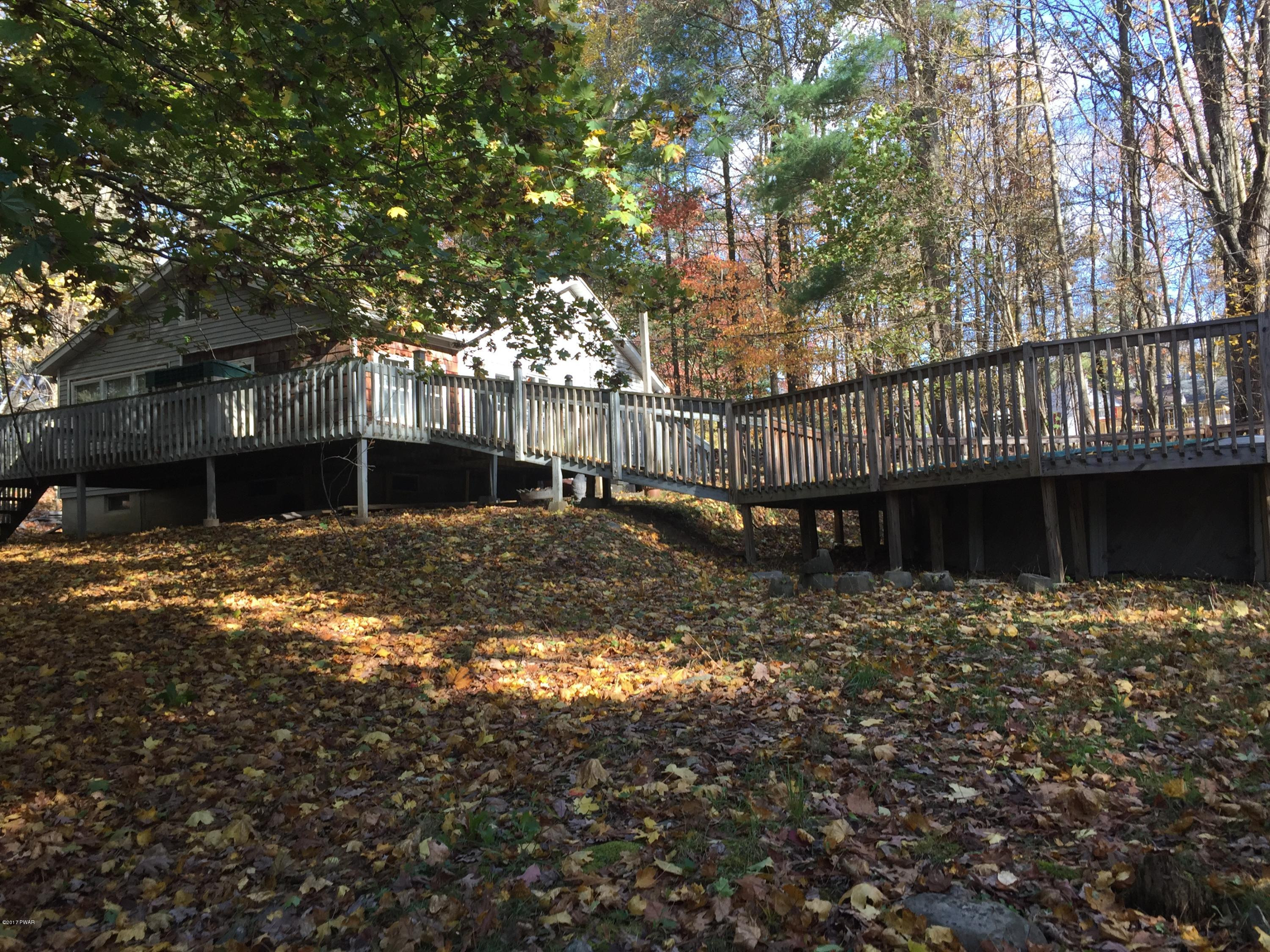 2 Spring Street Hawley, PA 18428 - Photo 2 of 5