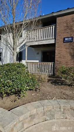 $1,900 | 909 Ravens Crest Drive, Plainsboro, NJ 08536