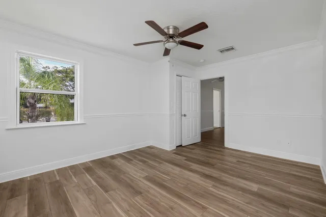 $550,000 | 640 Forest Hill Boulevard, West Palm Beach, FL 33405