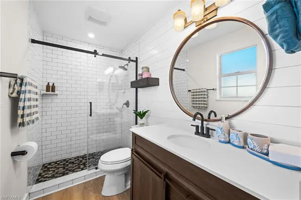 $3,495 | 738 95th Avenue North, Naples, FL 34108