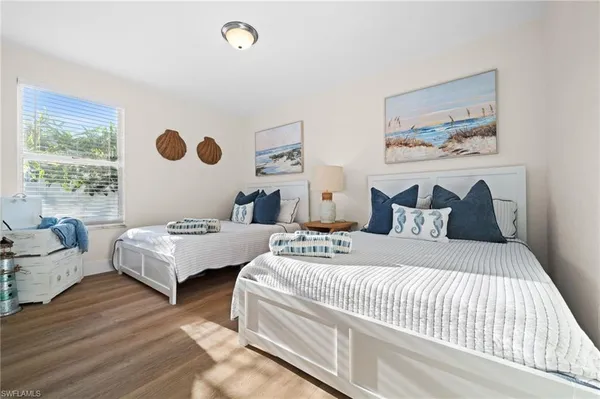 $3,495 | 738 95th Avenue North, Naples, FL 34108