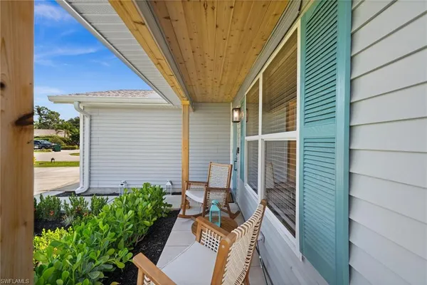 $3,495 | 738 95th Avenue North, Naples, FL 34108