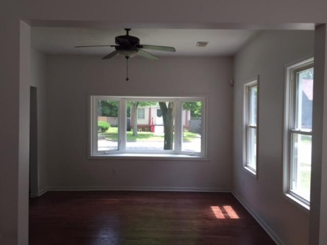 867 Williams Street Muskegon, MI 49442 - Photo 4 of 14 IMG_9814