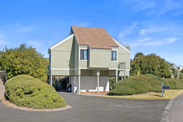 $825,000 | 912 Sealoft Villa Drive, Seabrook Island, SC 29455