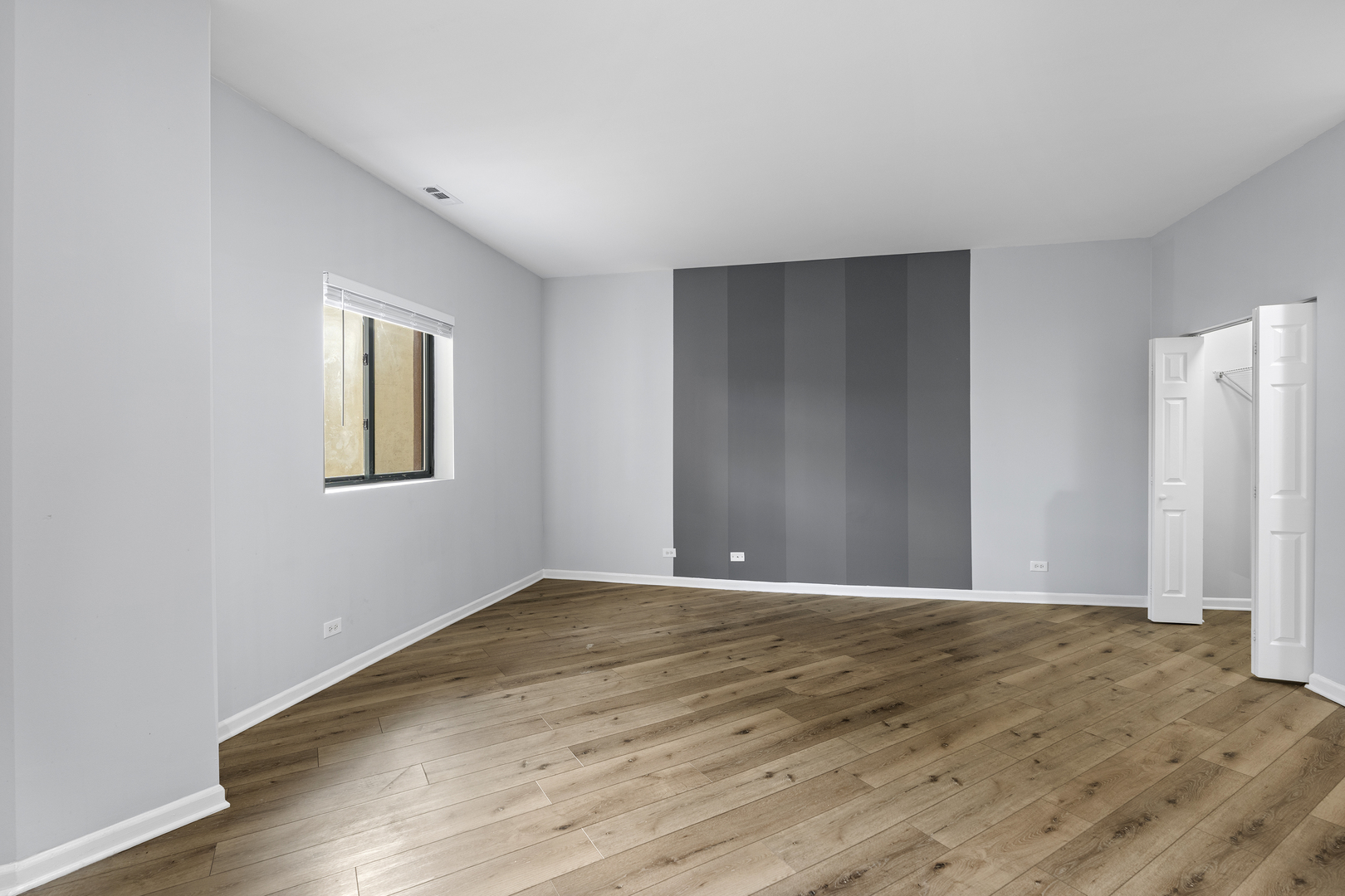 2451 West Howard Street, Unit 106 Chicago, IL 60645 - Photo 3 of 13