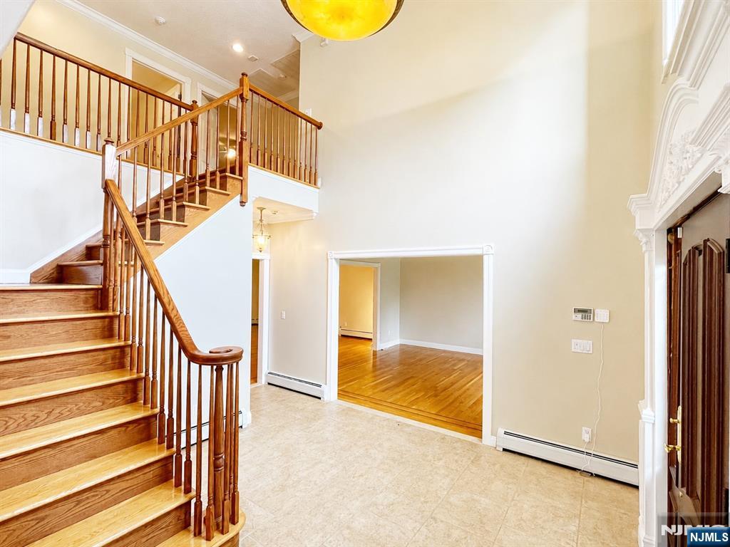 377 Ruckman Road Closter, NJ 07624 - Photo 2 of 22