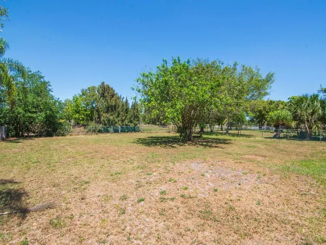 $2,250 | 254 Southwest Bridgeport Drive, Port St. Lucie, FL 34953