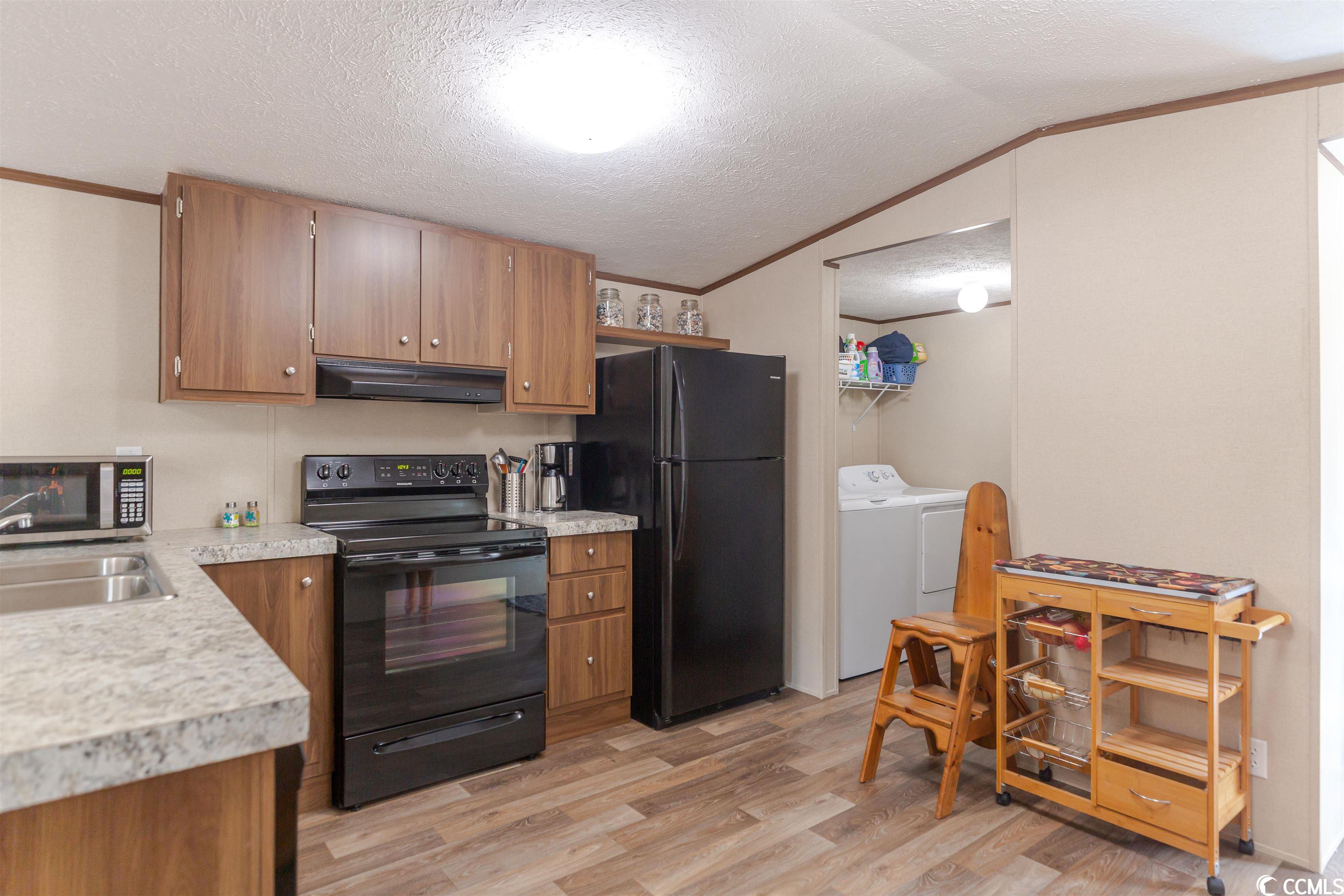 608 Live Oak Drive Murrells Inlet, SC 29576 - Photo 7 of 21 Gallery Image 7
