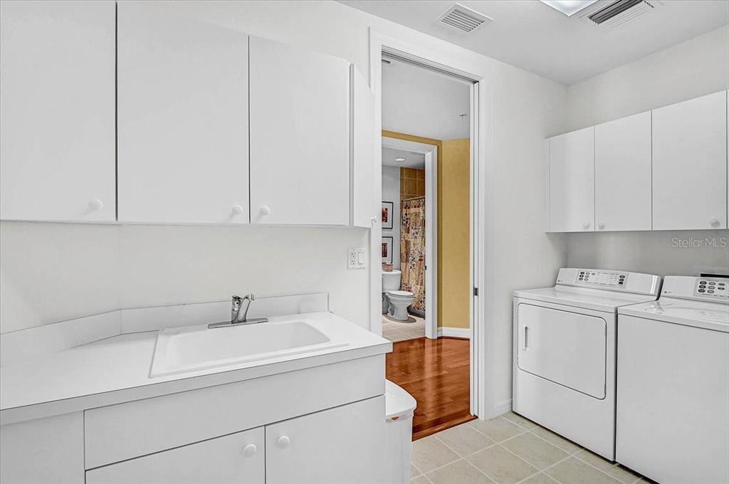 409 North Point Road, Unit 803 Osprey, FL 34229 - Photo 31 of 60 Gallery Image 31