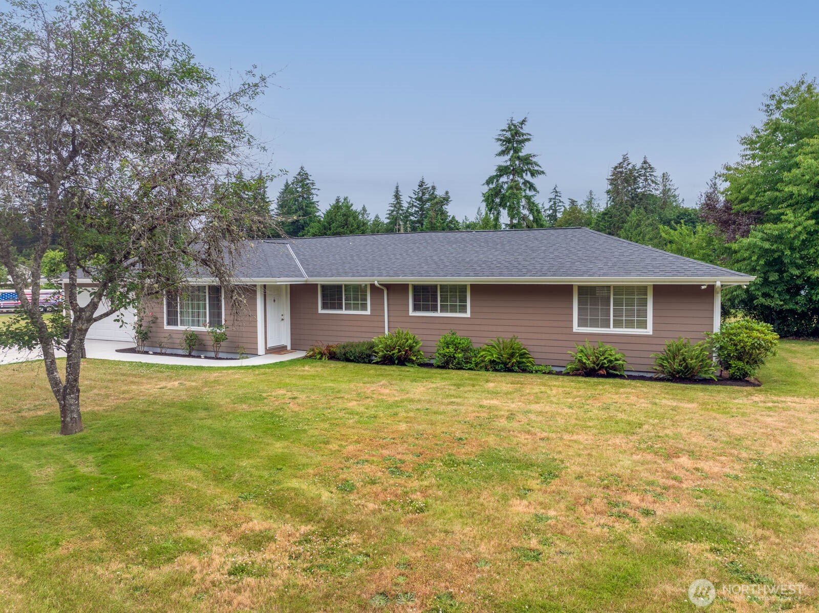 5207 Erlands Point Road Northwest Bremerton, WA 98312 - Photo 3 of 37