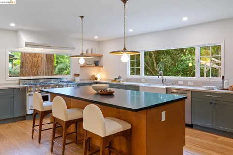 $1,695,000 | 106 Rheem Boulevard, Orinda, CA 94563