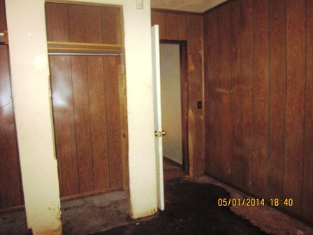 824 Pop Hollow Road Clinton, TN 37716 - Photo 3 of 6 room
