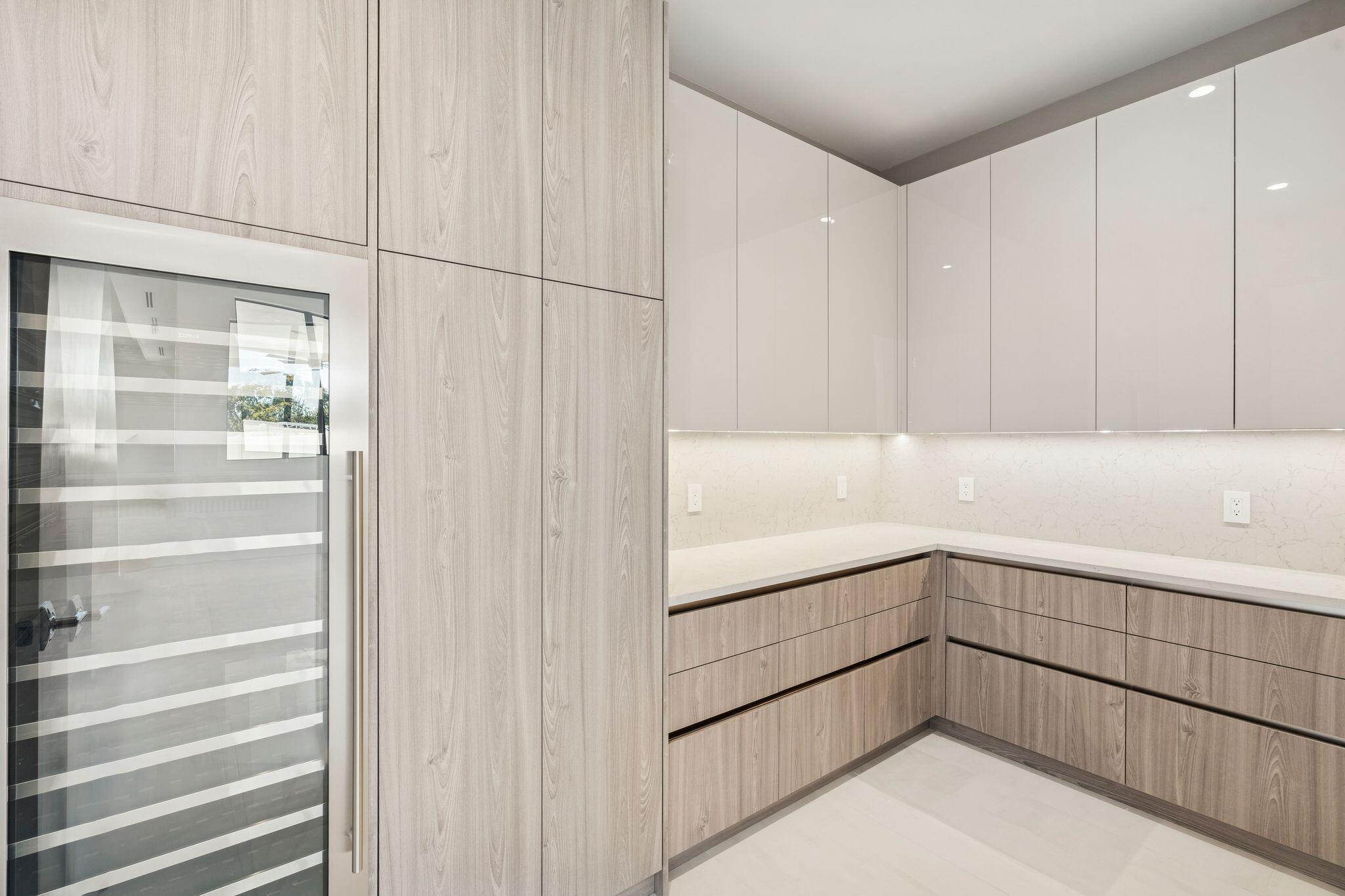 261 Northwest 8th Street Boca Raton, FL 33432 - Photo 14 of 53 261 NW 8th St Boca Raton FL 12