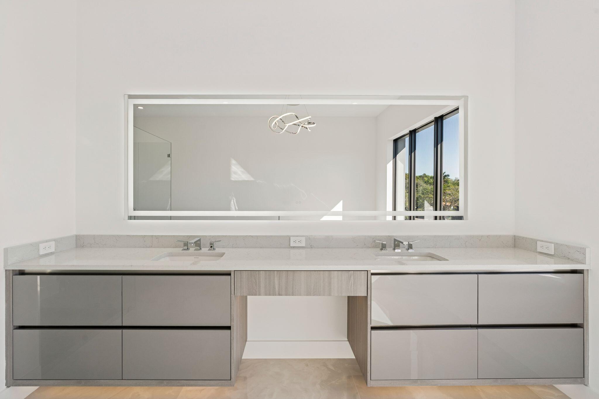 261 Northwest 8th Street Boca Raton, FL 33432 - Photo 20 of 53 261 NW 8th St Boca Raton FL 41