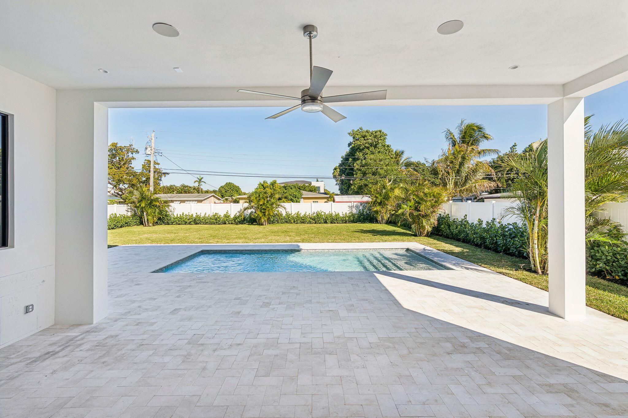 261 Northwest 8th Street Boca Raton, FL 33432 - Photo 47 of 53 261 NW 8th St Boca Raton FL 63