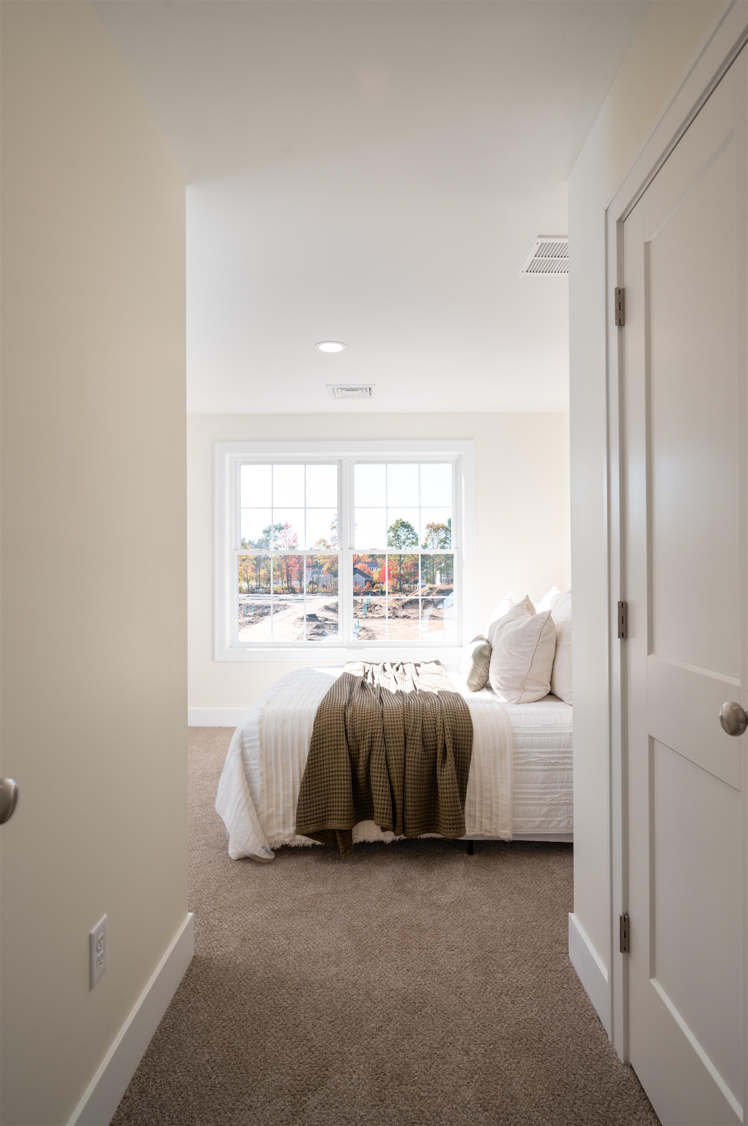 13 Suffolk Drive, Unit 4 Concord, NH 03303 - Photo 17 of 33